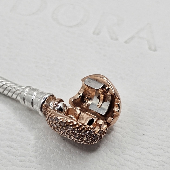 Authentic Pandora Rose Clasp Bracelet - Picture 3 of 6